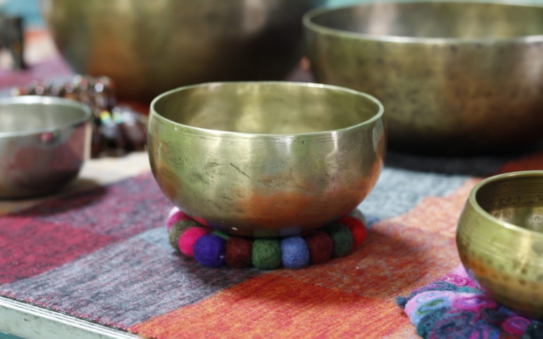 Koncert gongów i mis tybetańsko – nepalskich